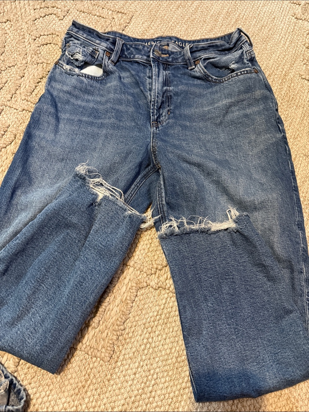 American Eagle Outfitters Ripped Medium Blue Boyfriend Jeans